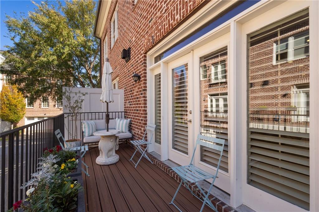 861 Lullwater Park Lane