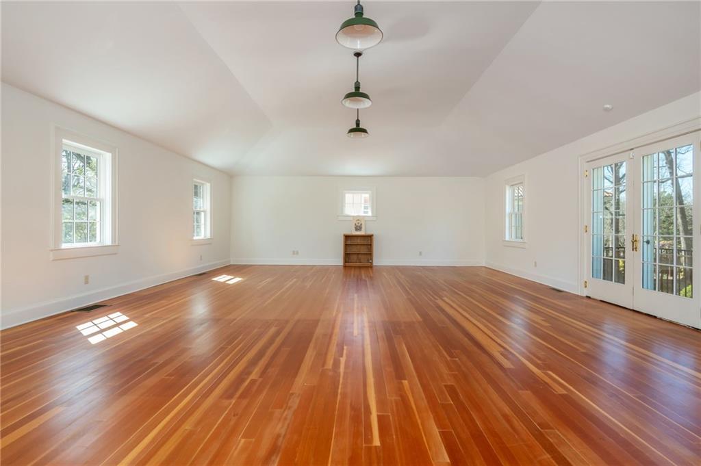 1196 Fairview Road NE