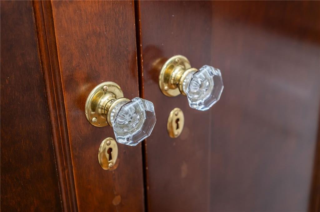 1196 Fairview Road NE