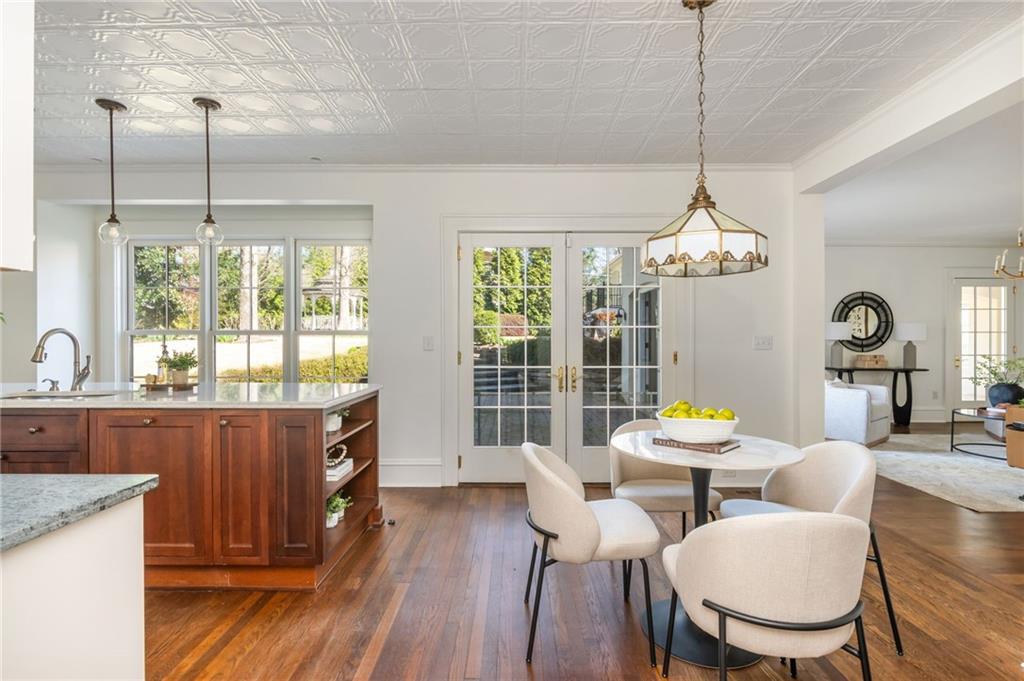 1196 Fairview Road NE