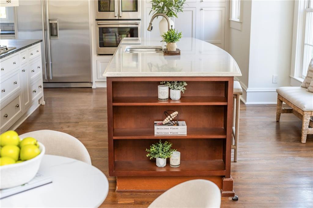 1196 Fairview Road NE