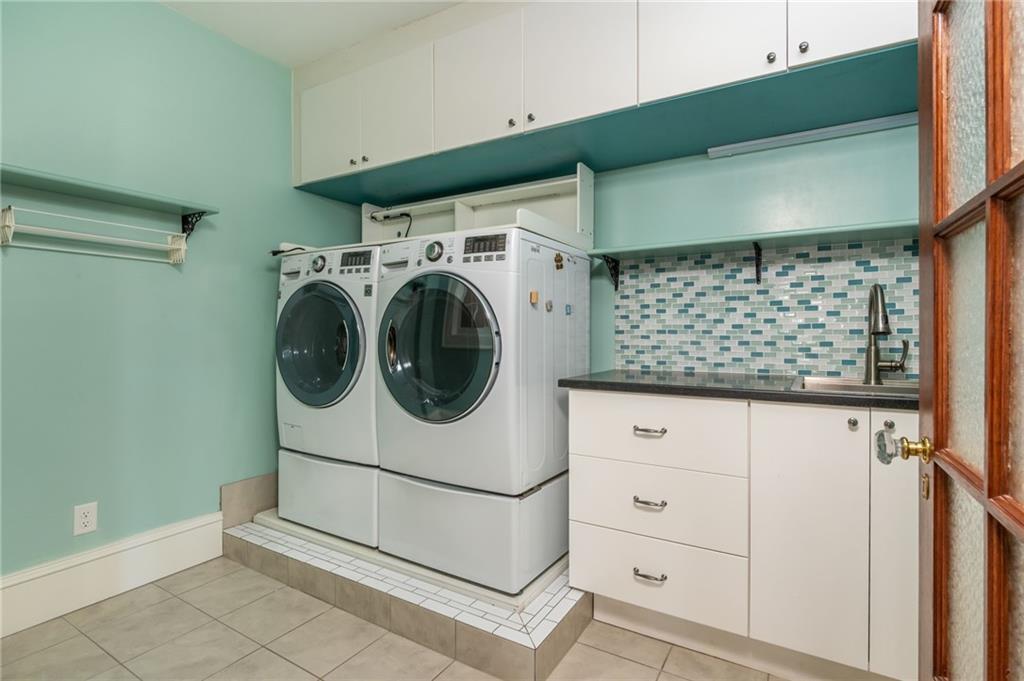 1196 Fairview Road NE