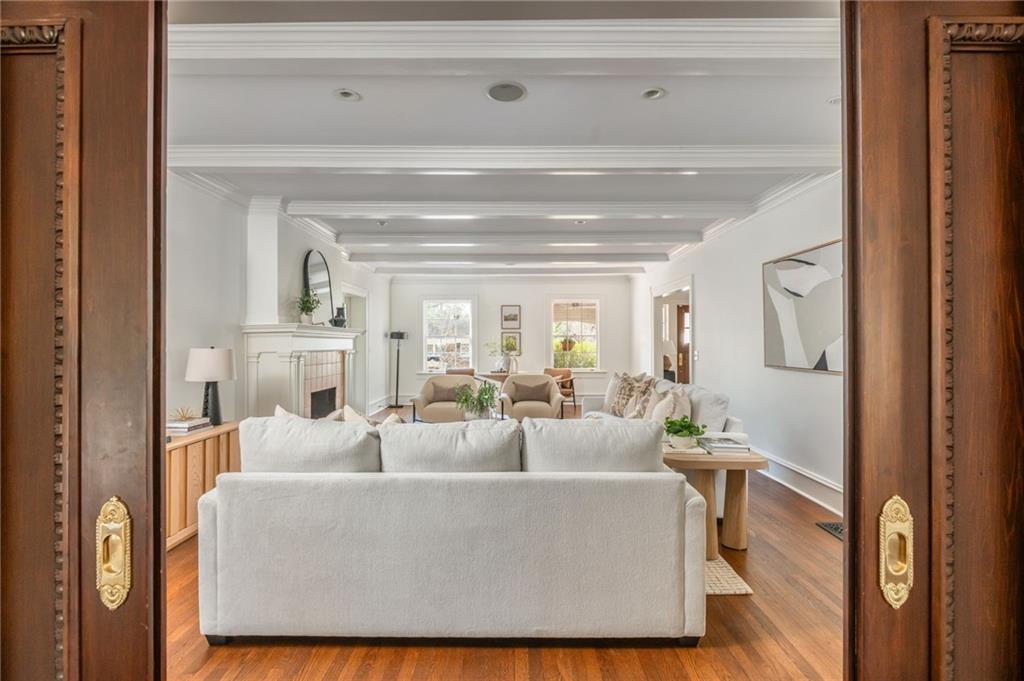 1196 Fairview Road NE