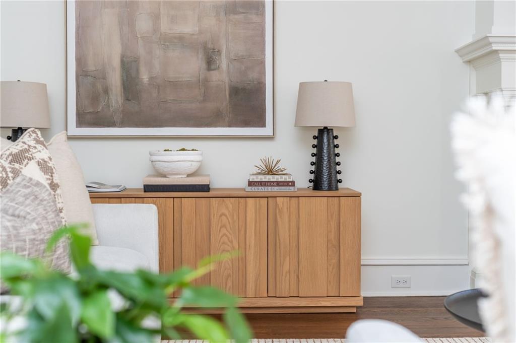 1196 Fairview Road NE