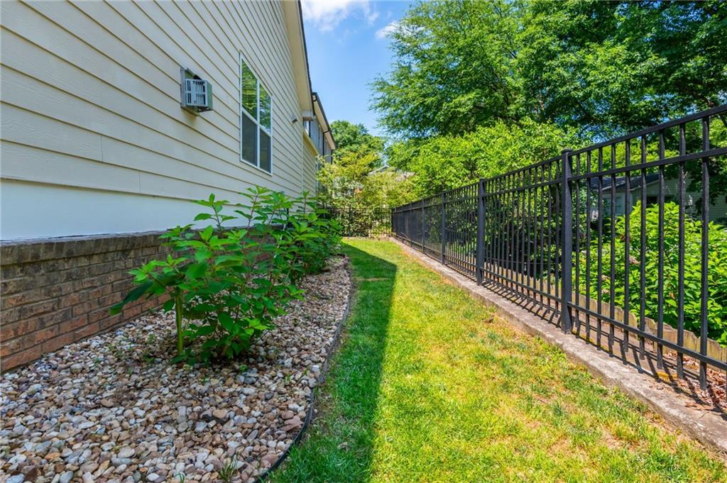 310 Nelms Avenue NE