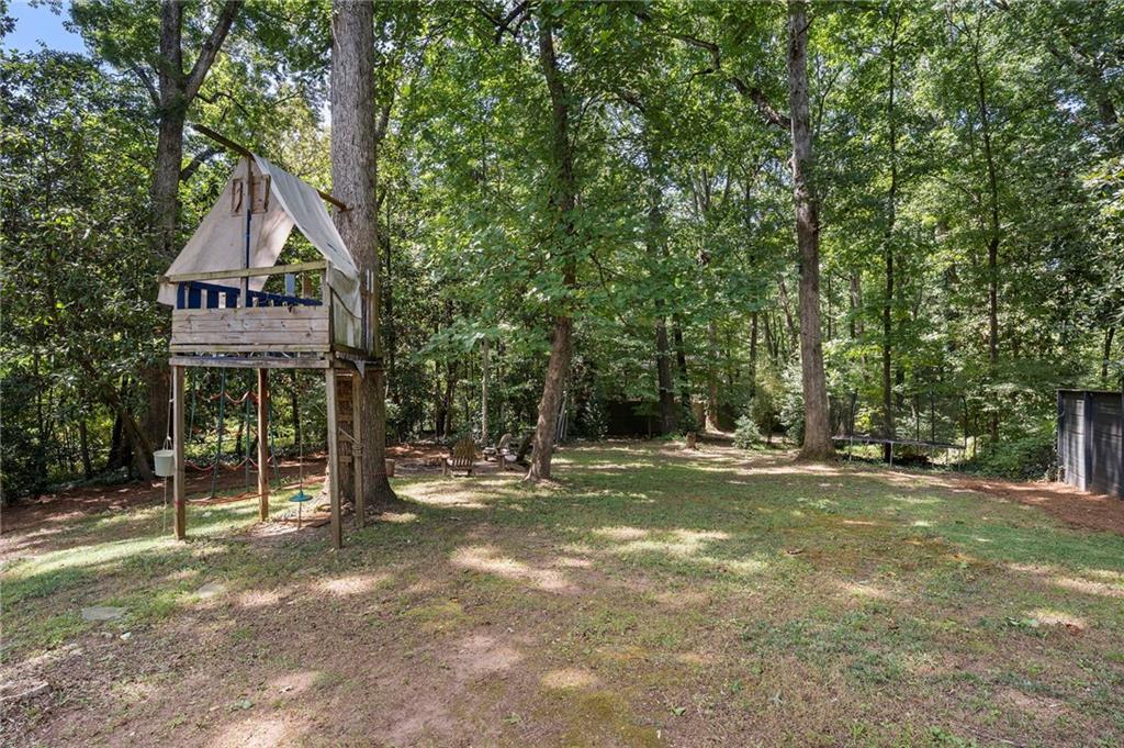 874 Artwood Road NE