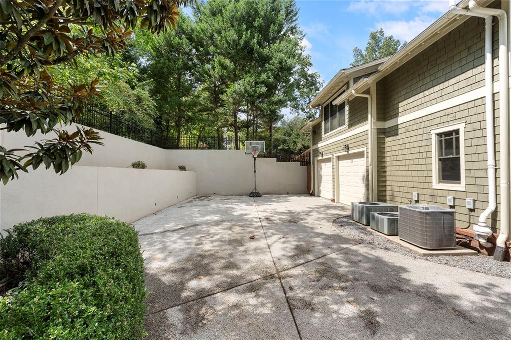 1739 Coventry Road