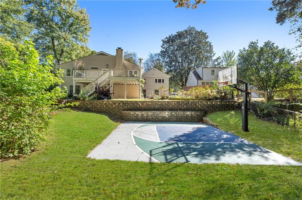 874 Artwood Road NE