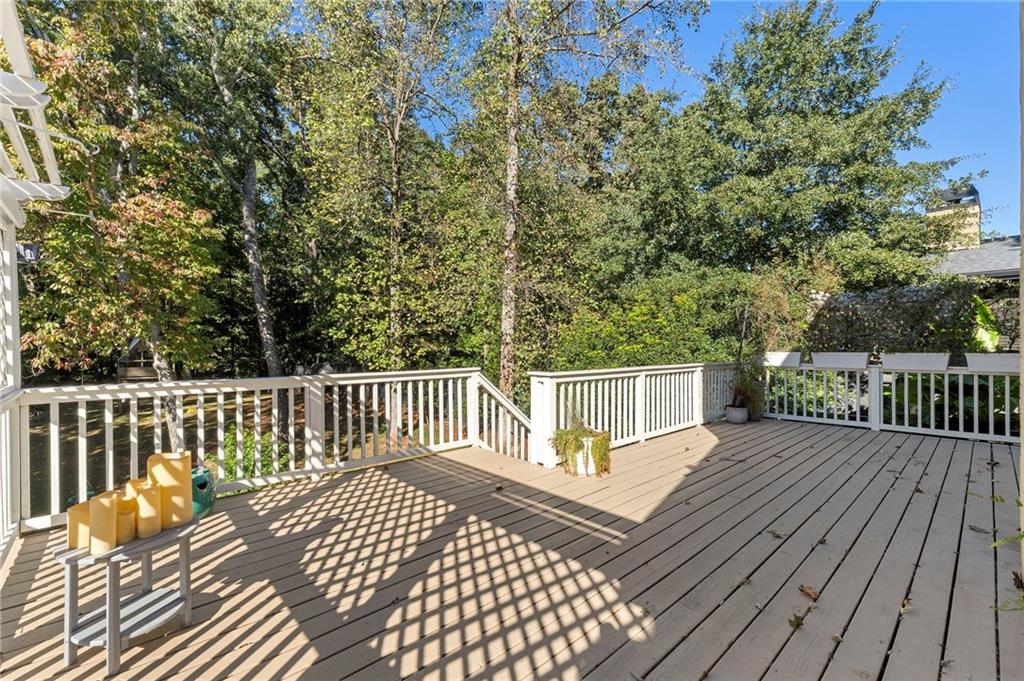 874 Artwood Road NE