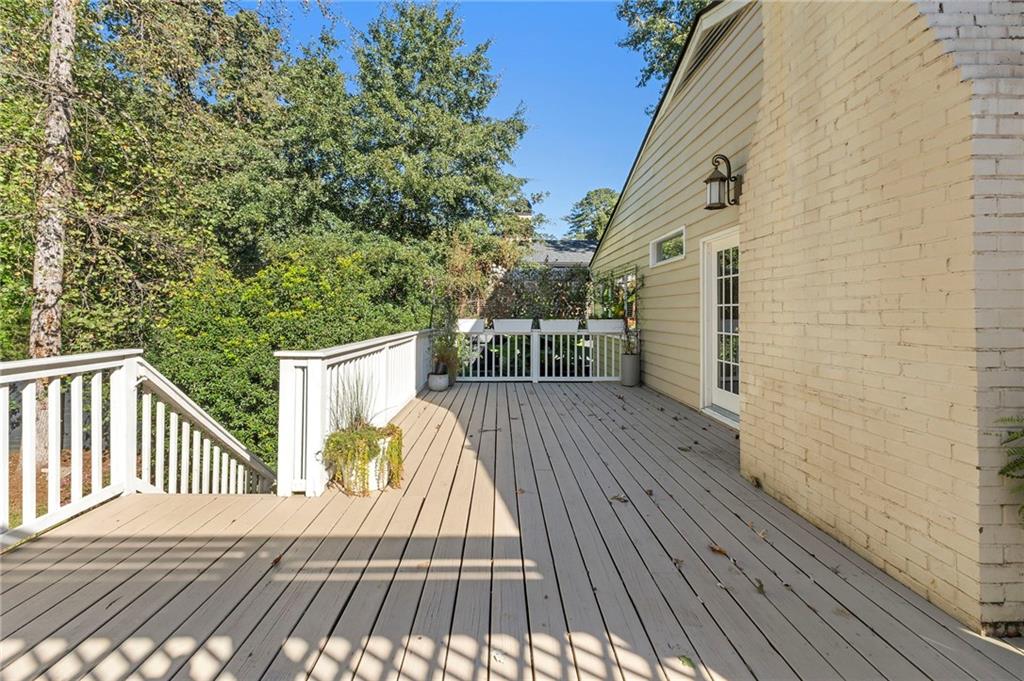 874 Artwood Road NE