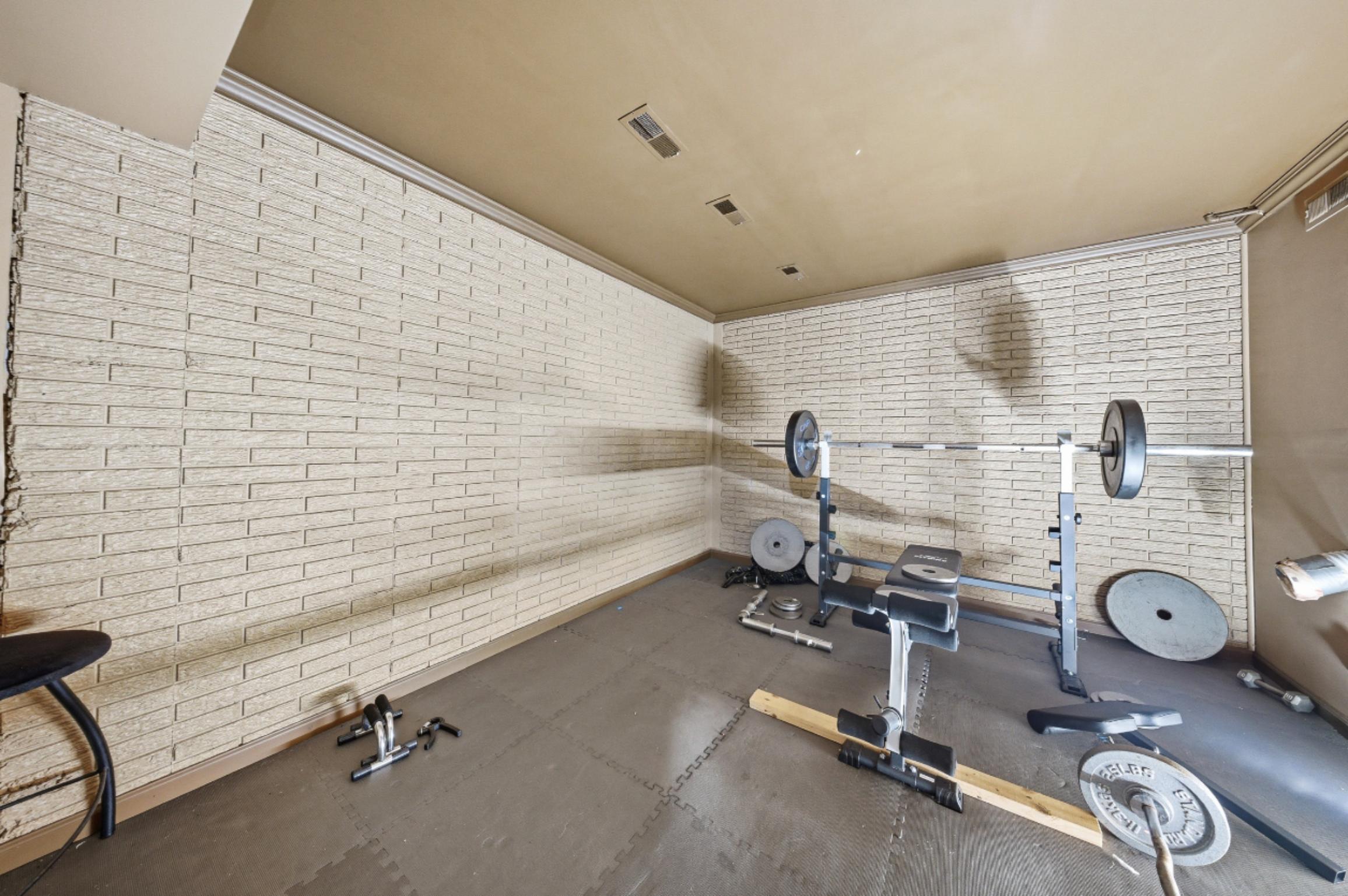 3441 River Place Drive