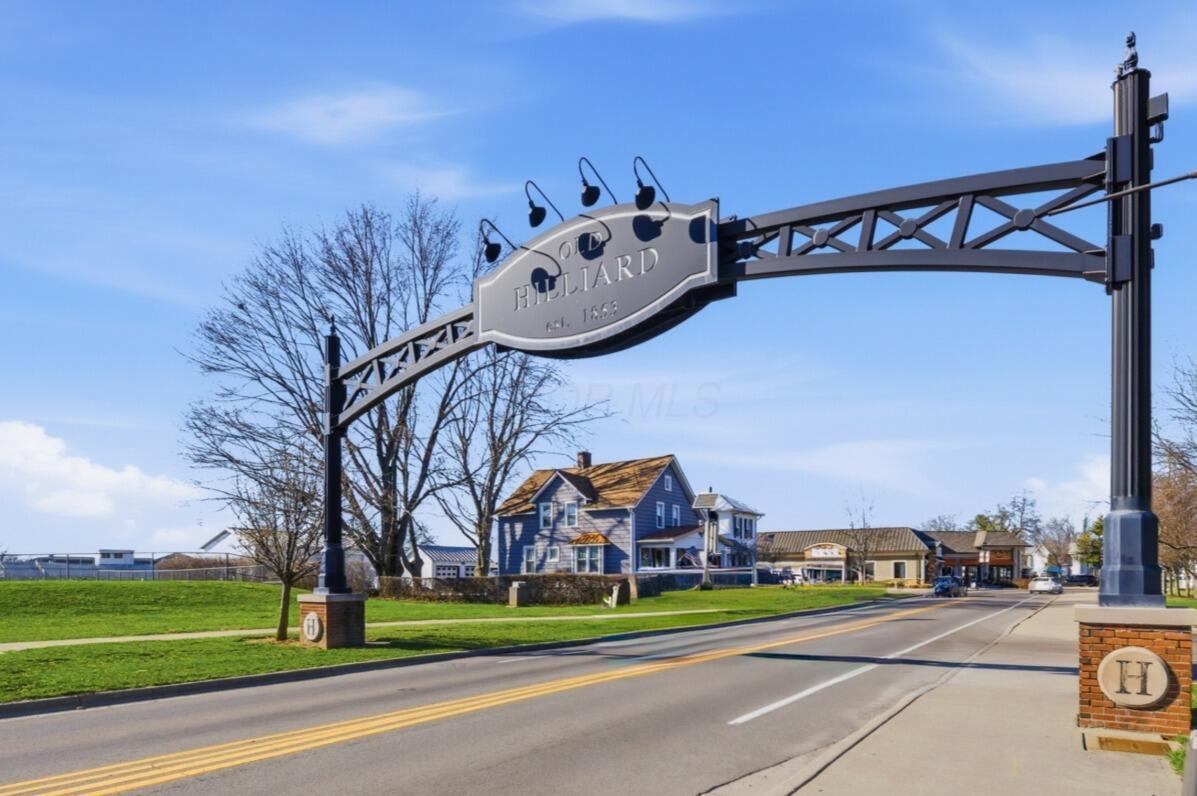 3441 River Place Drive