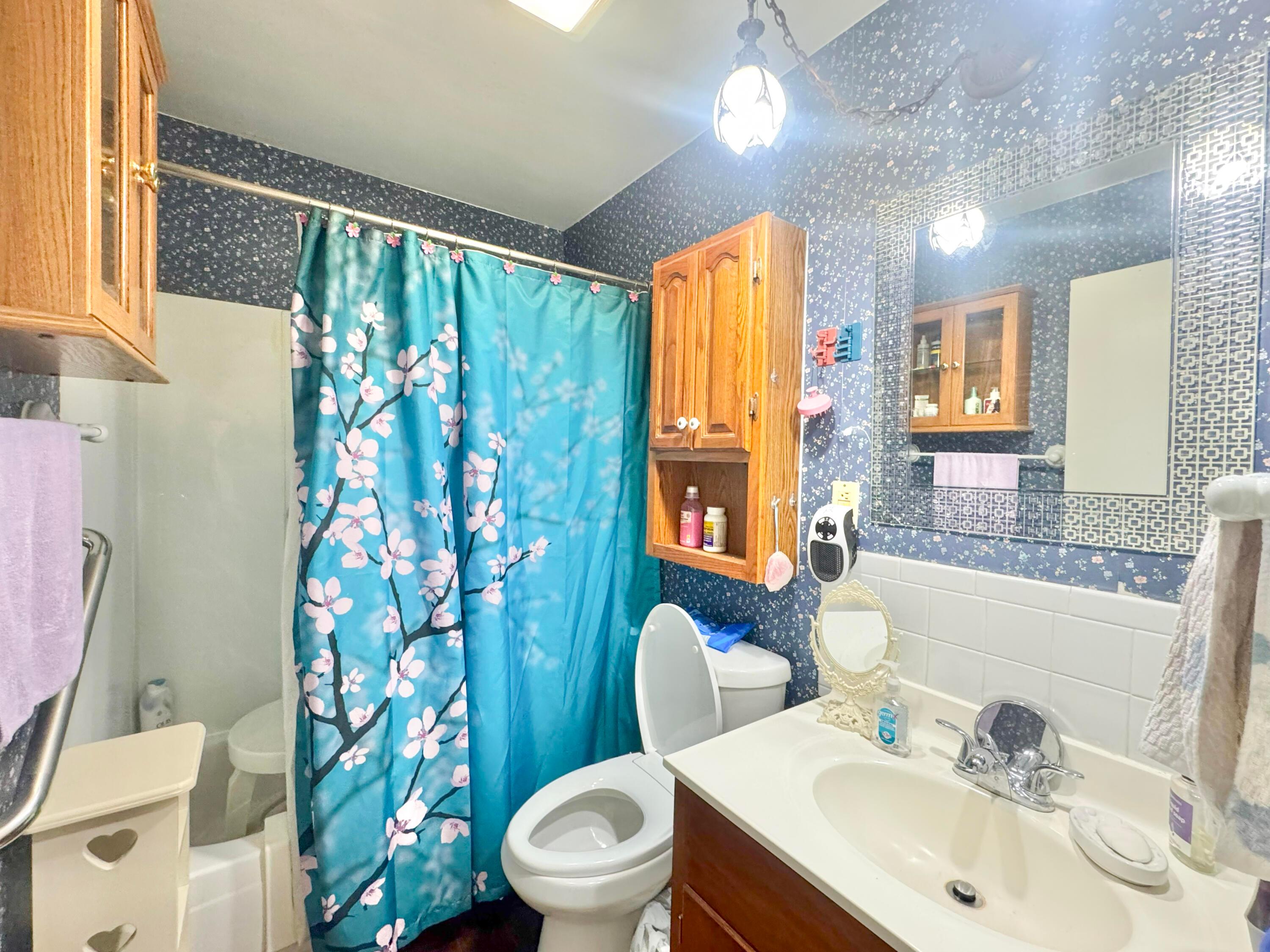 4121 Maplegrove Drive