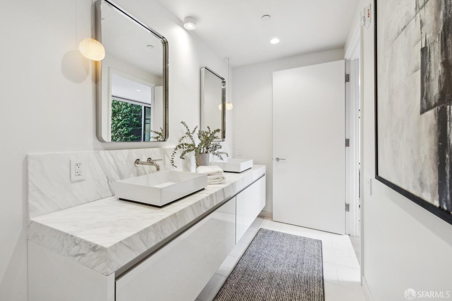 3643 California Street