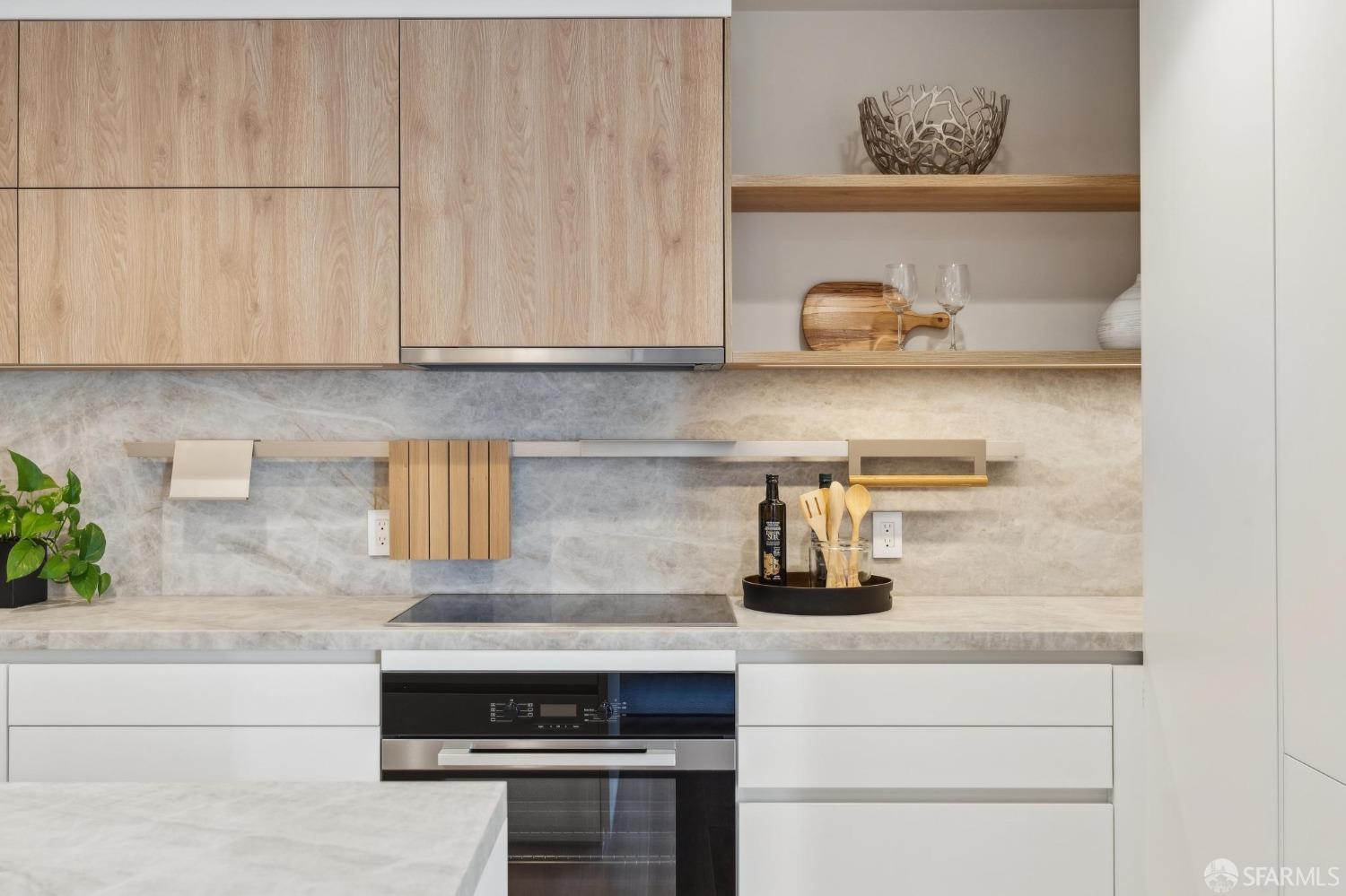 3643 California Street