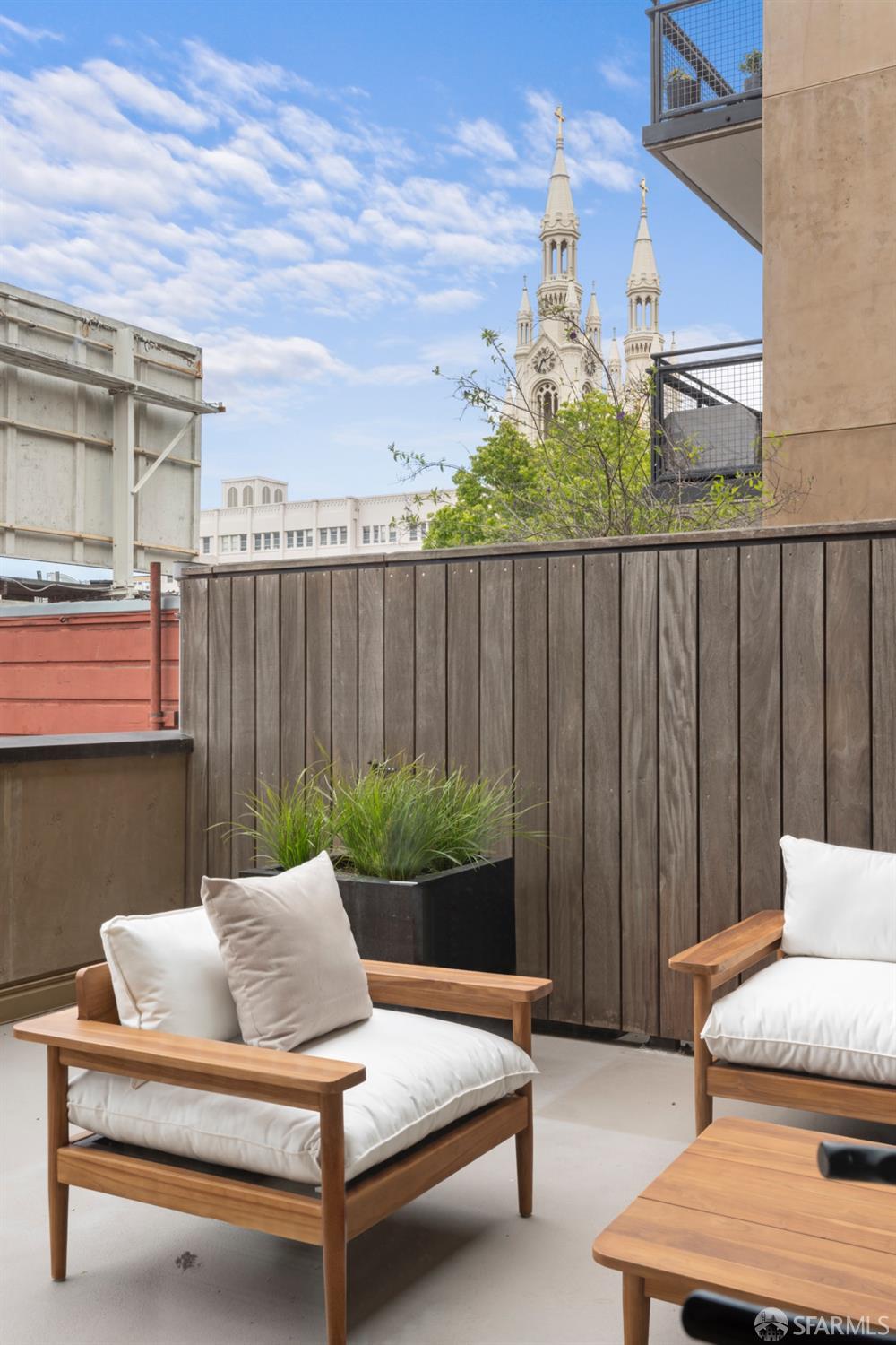 1731 Powell Street # 201