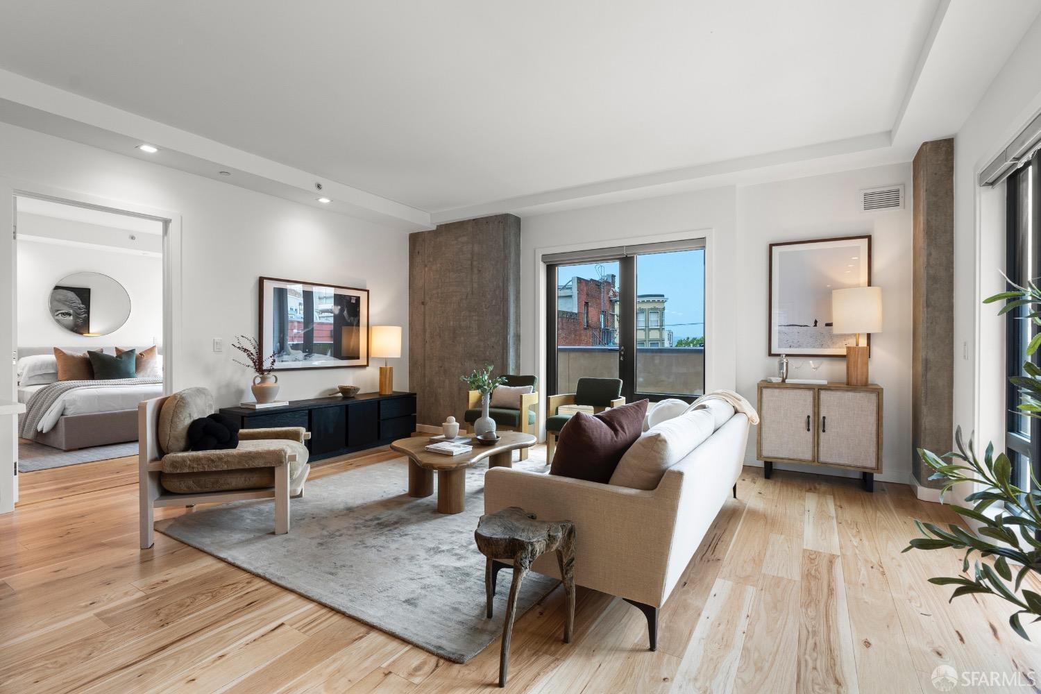 1731 Powell Street # 201