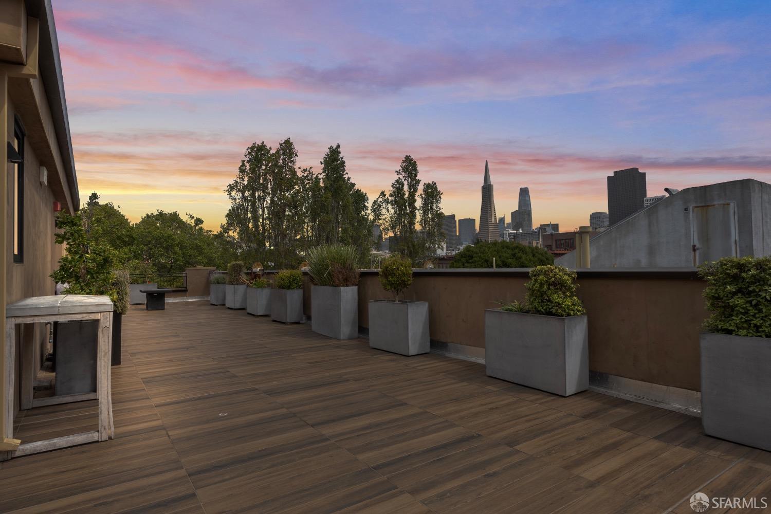 1731 Powell Street # 201