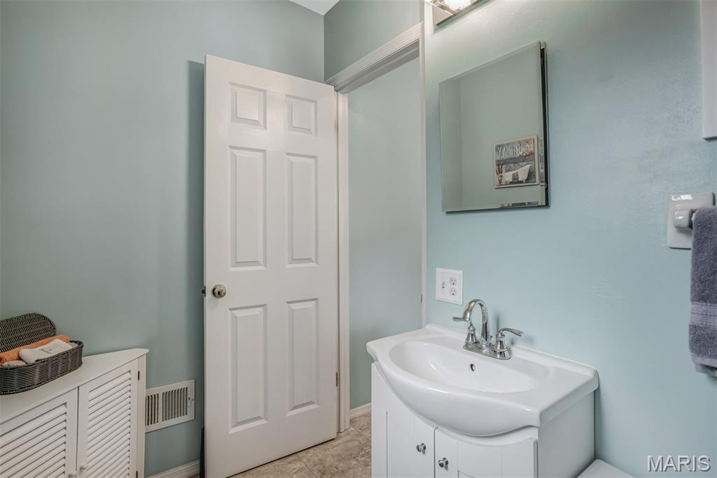 5028 Baldcypress Court