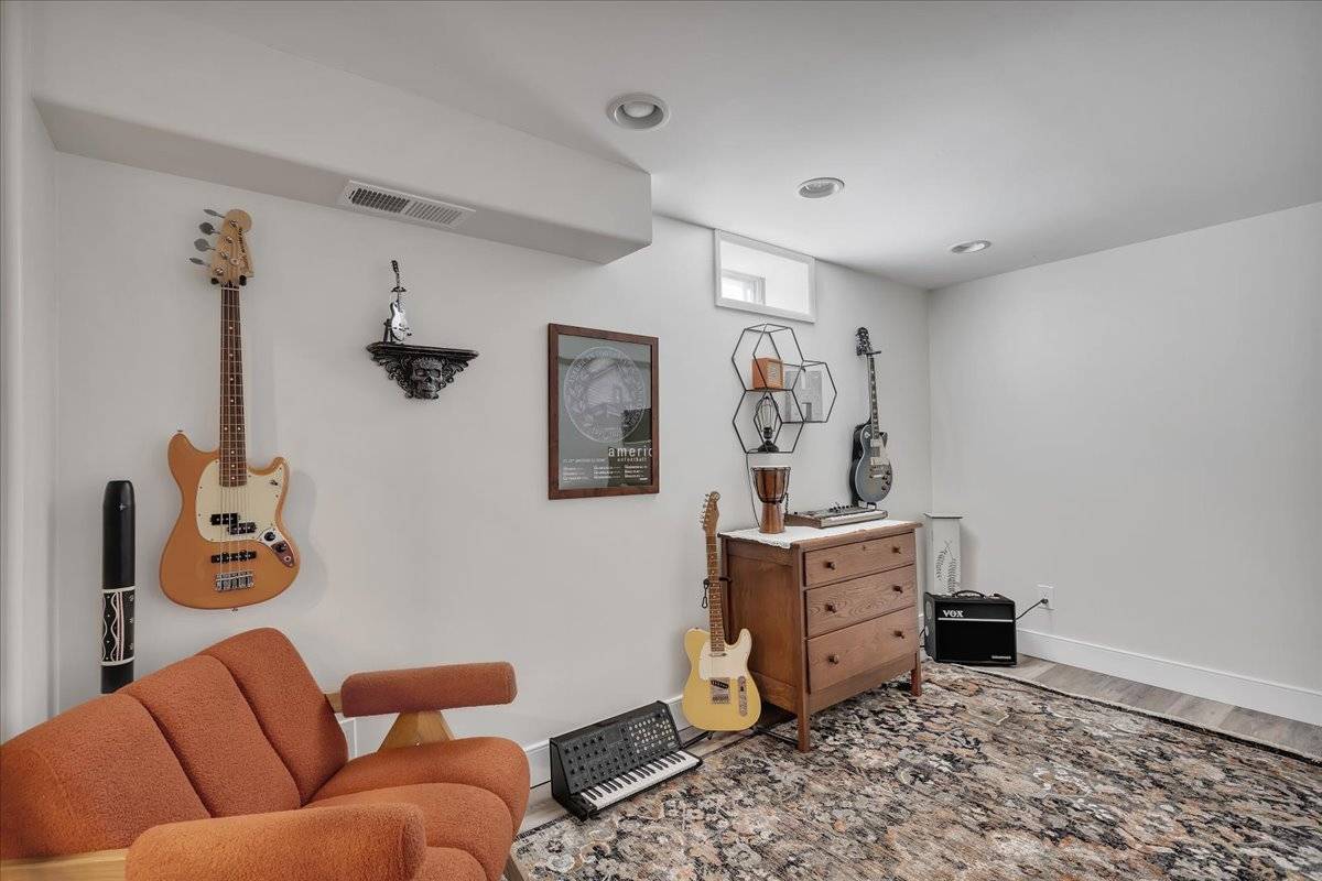 13 Coronado Way