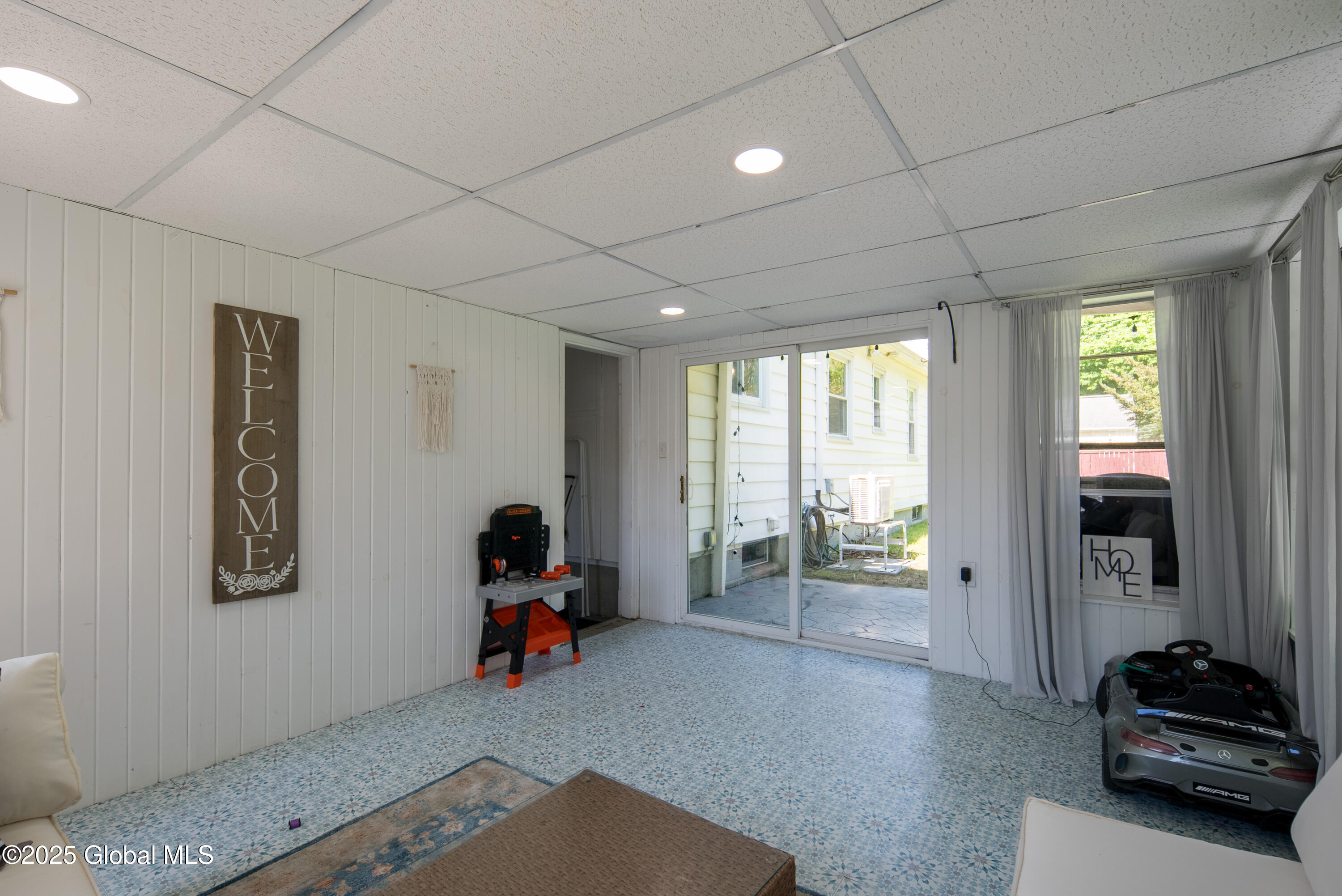 3 Hayner Heights
