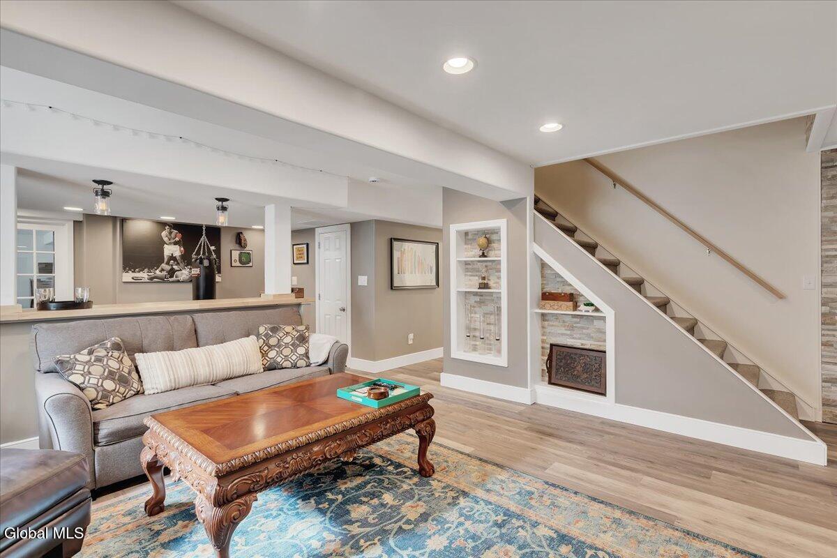 13 Coronado Way