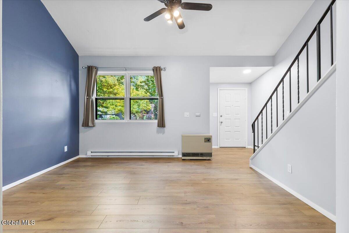 6 Pepperbush Place