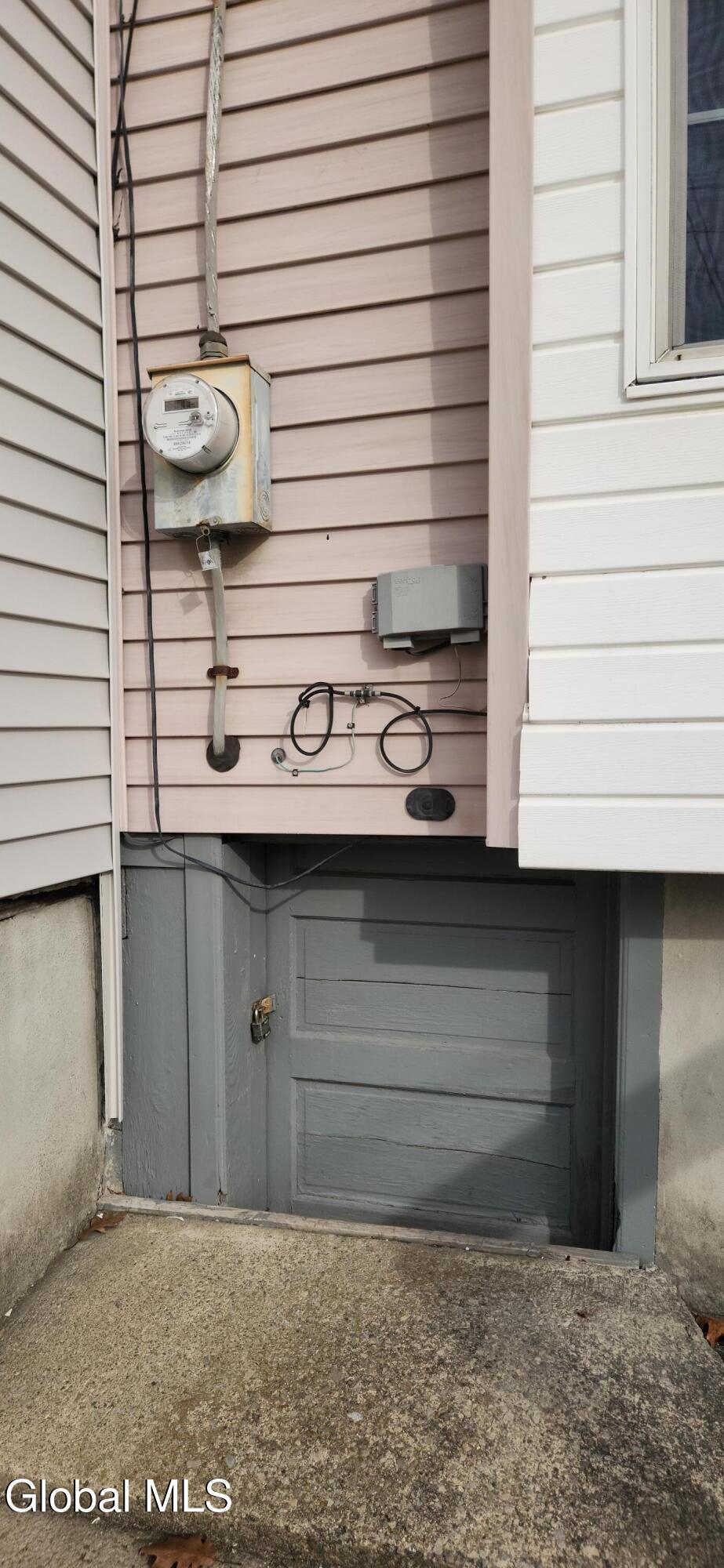 3 1st Avenue