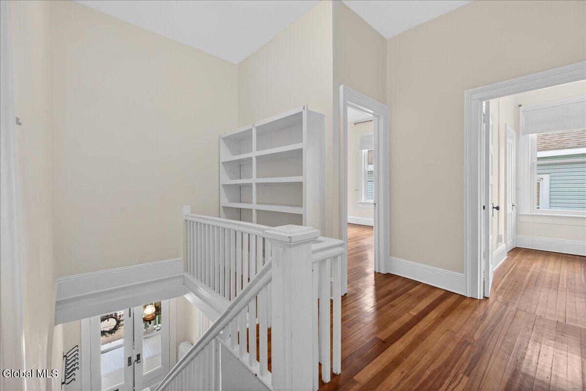 121 Maple Avenue