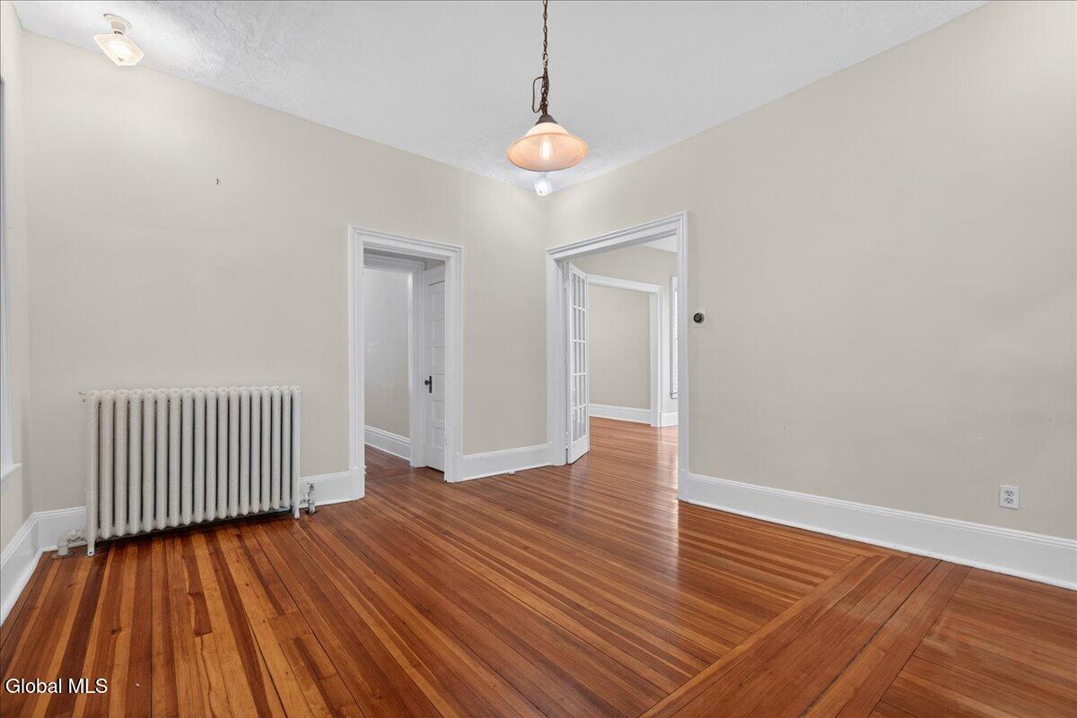 121 Maple Avenue