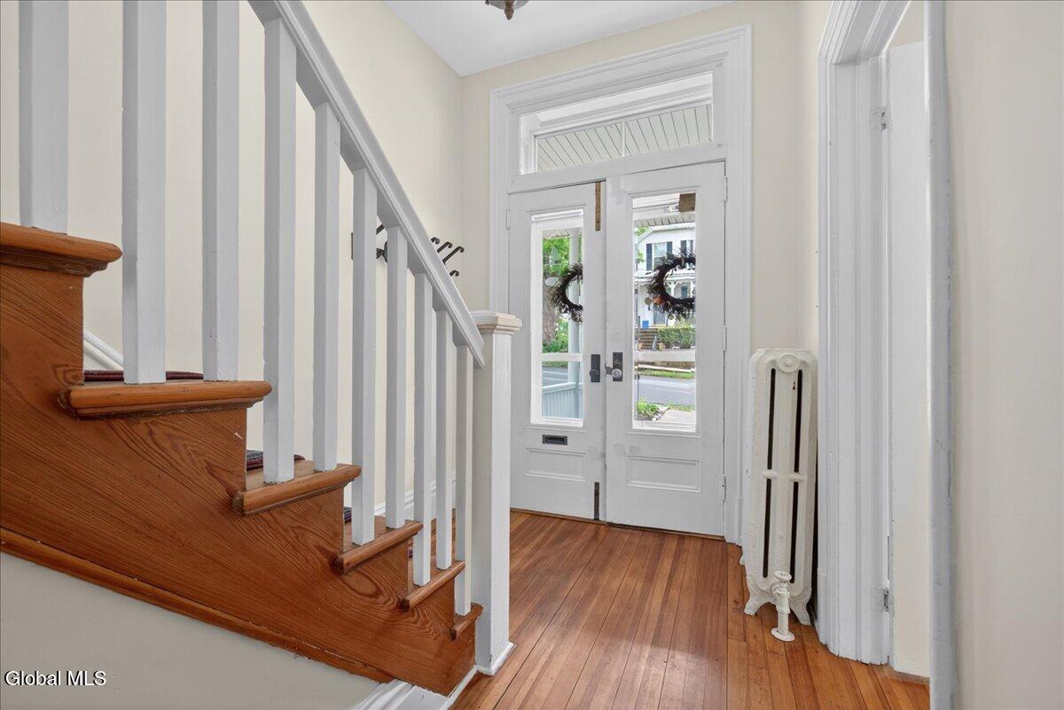 121 Maple Avenue