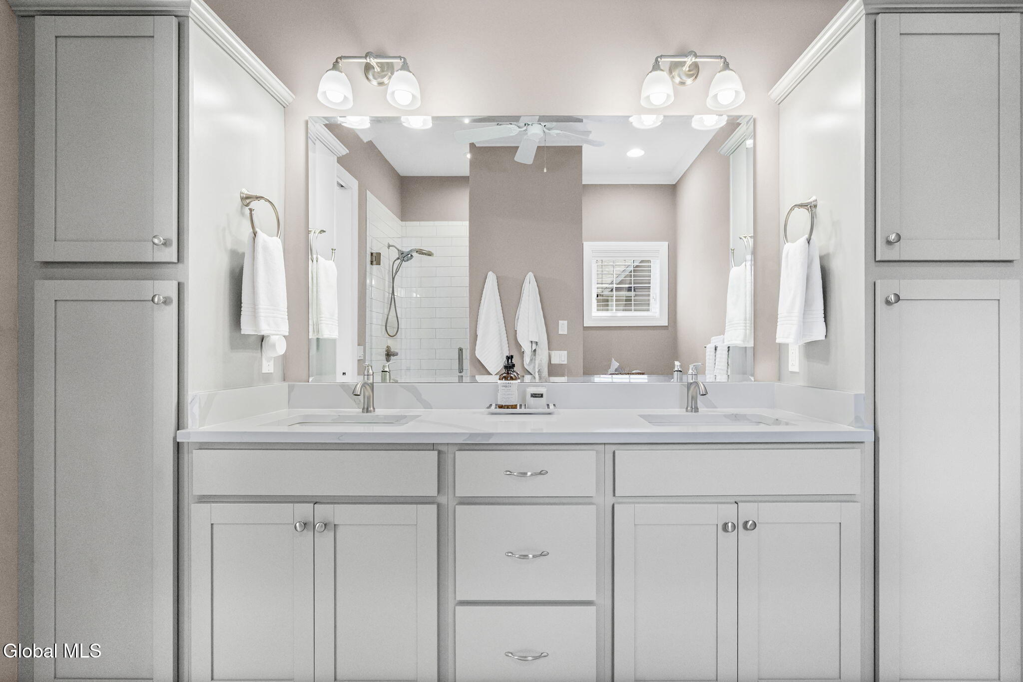 61 Yachtsman Way