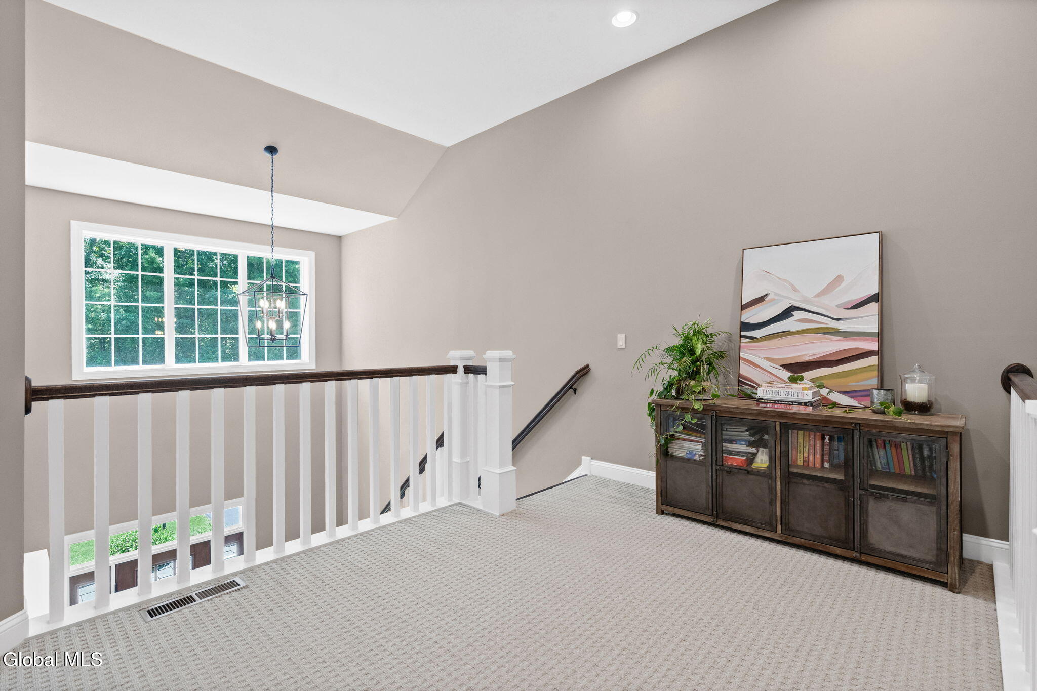 61 Yachtsman Way