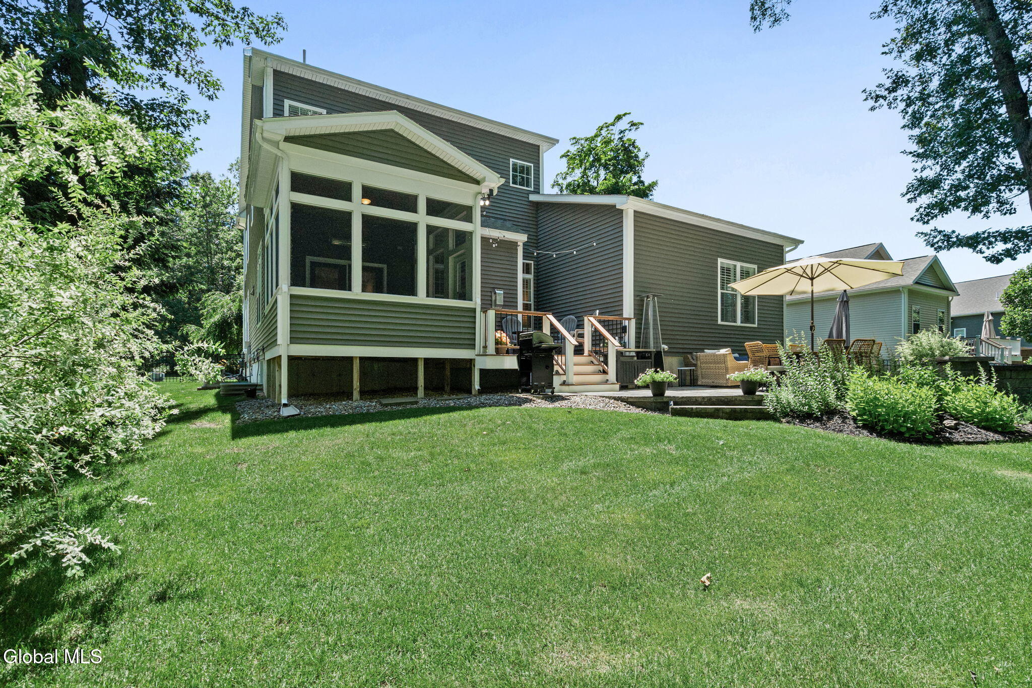 61 Yachtsman Way