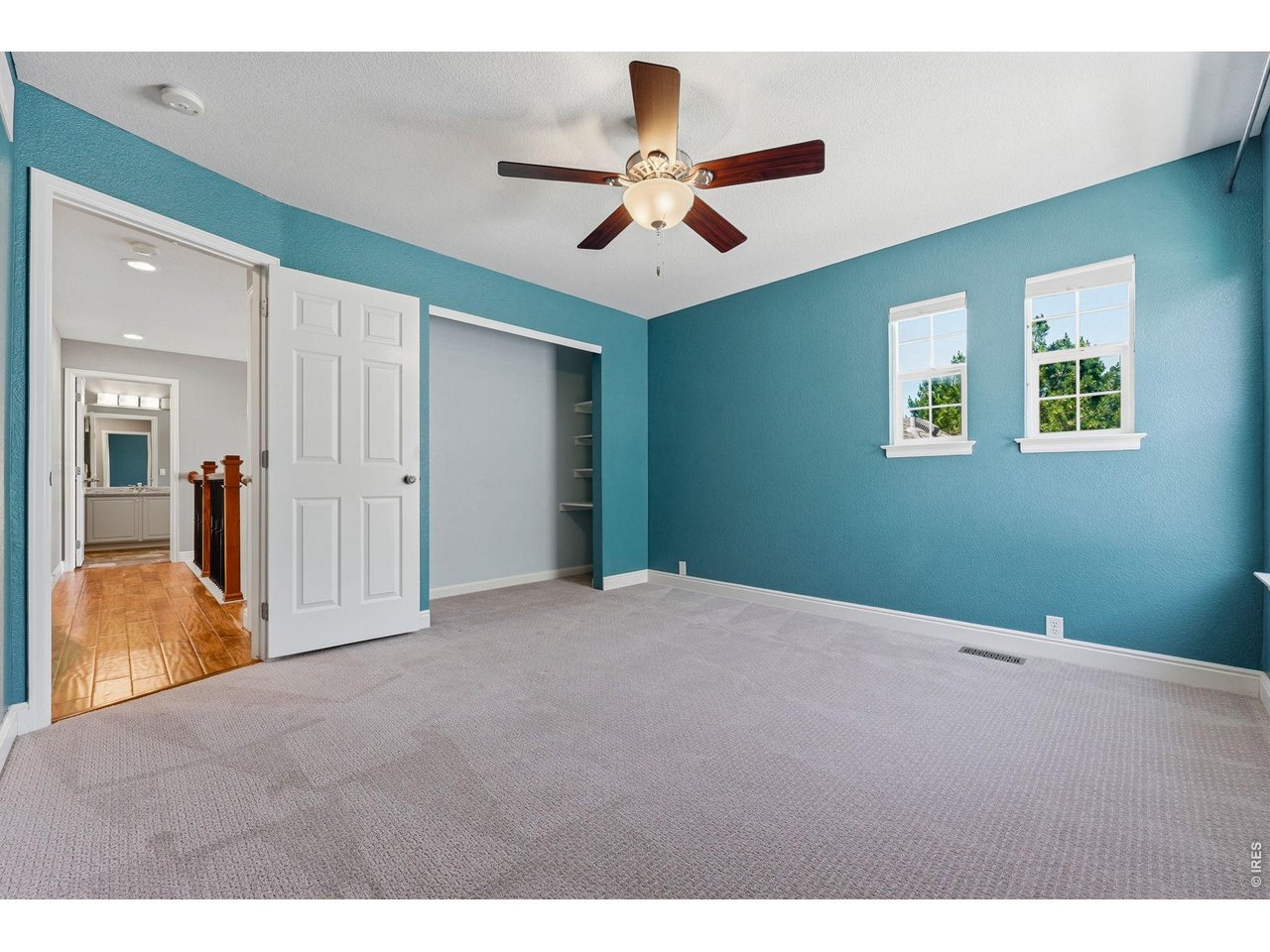 1604 Naples Ln