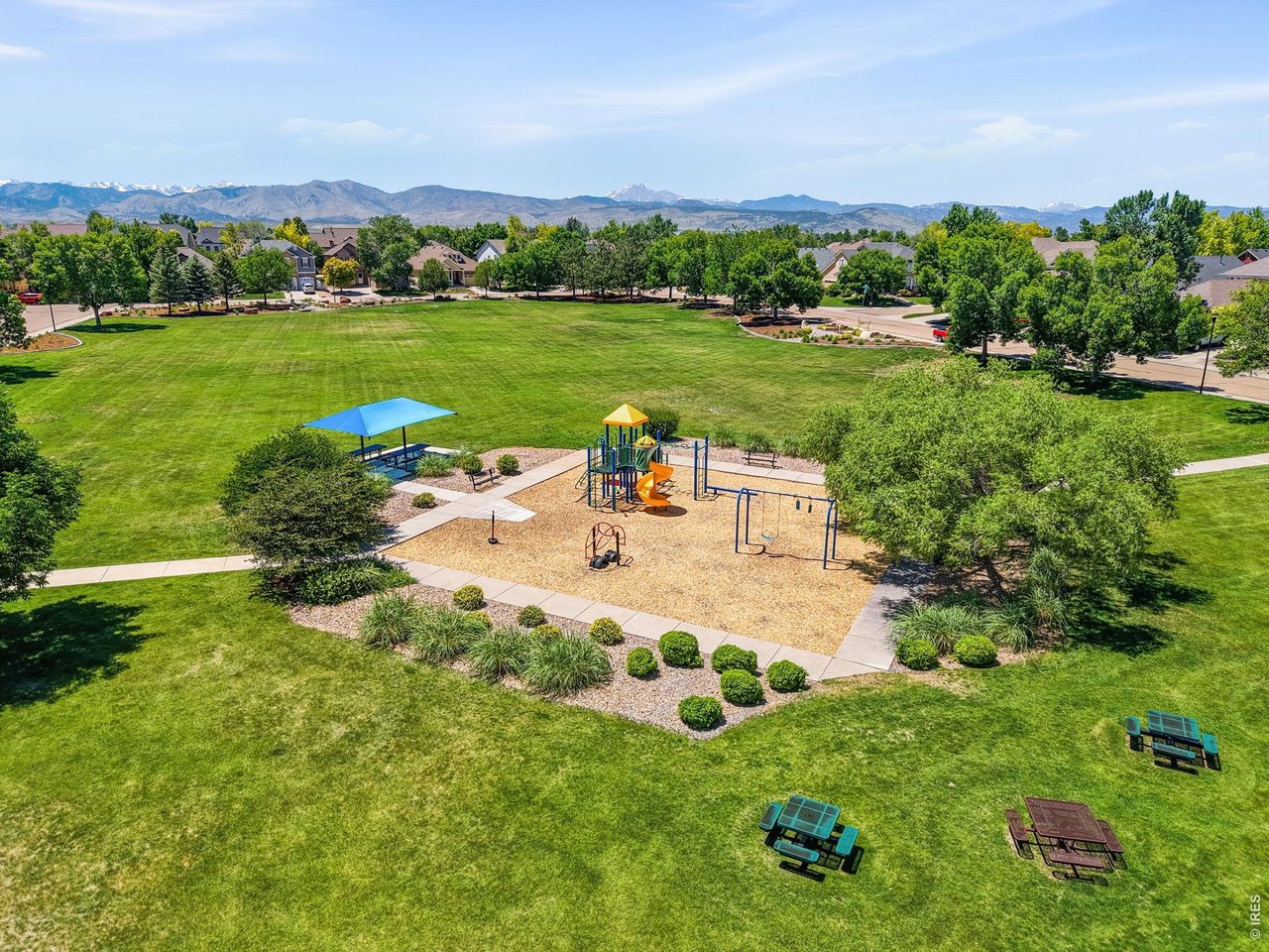 1604 Naples Ln