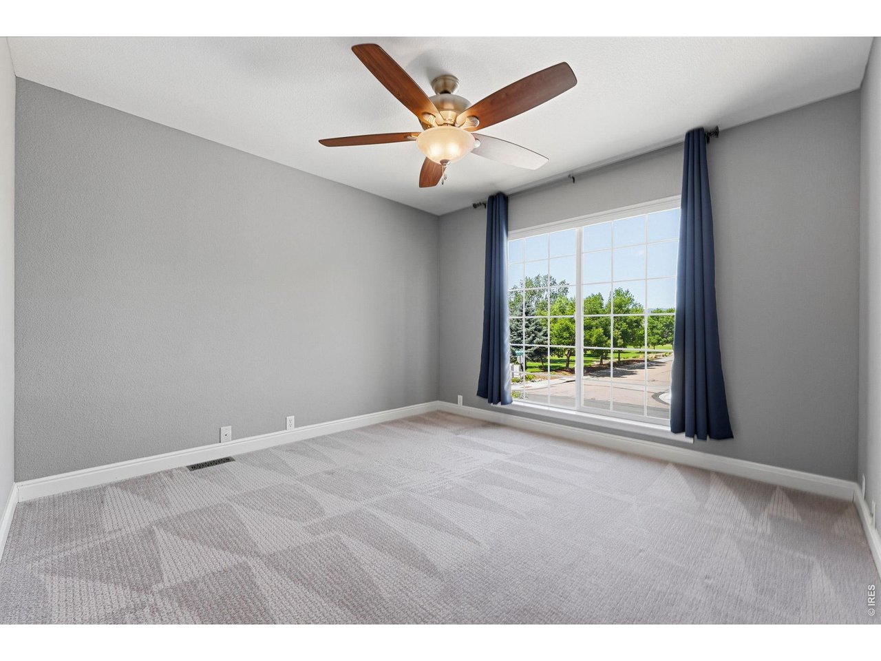 1604 Naples Ln