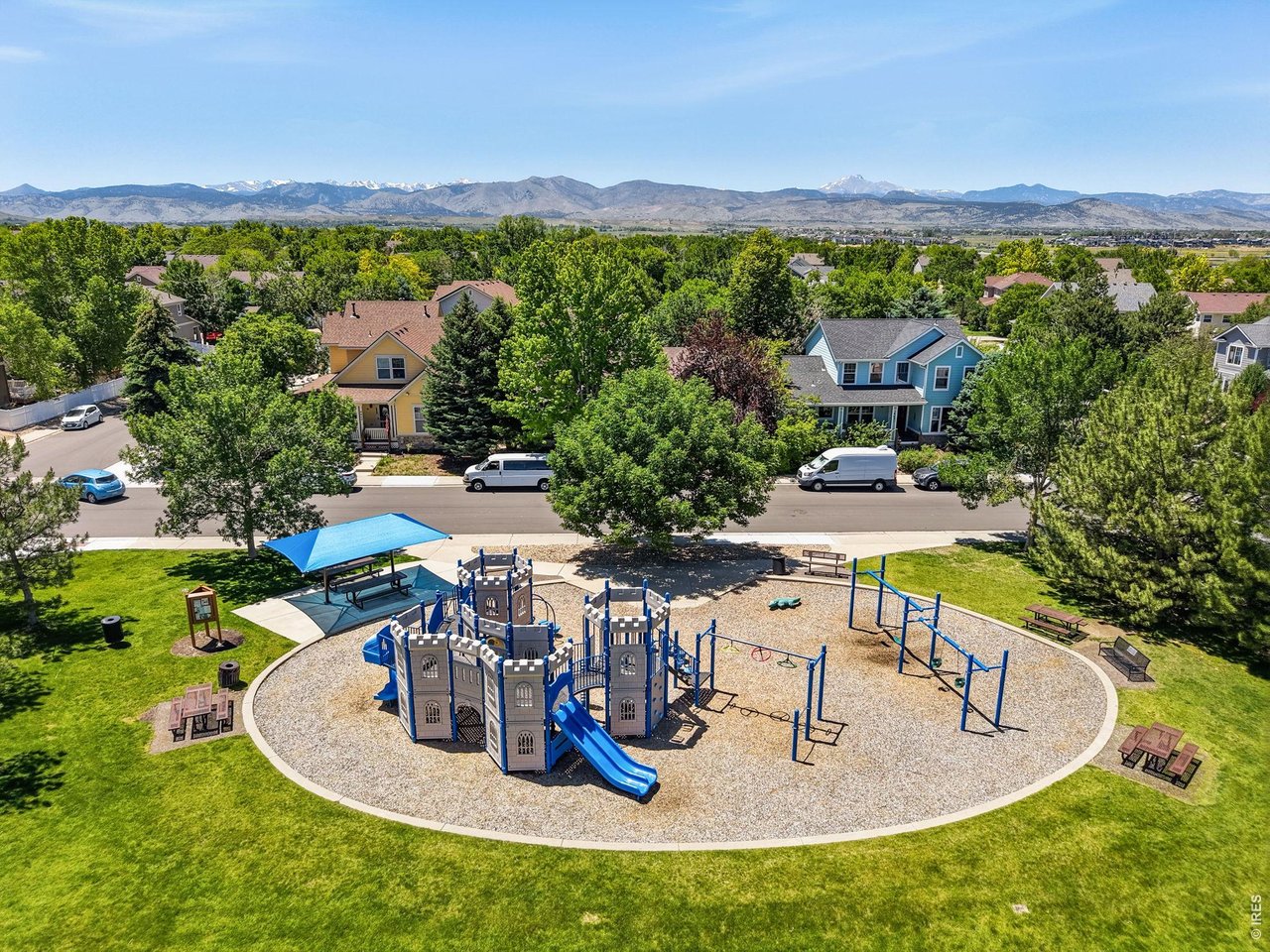 1604 Naples Ln