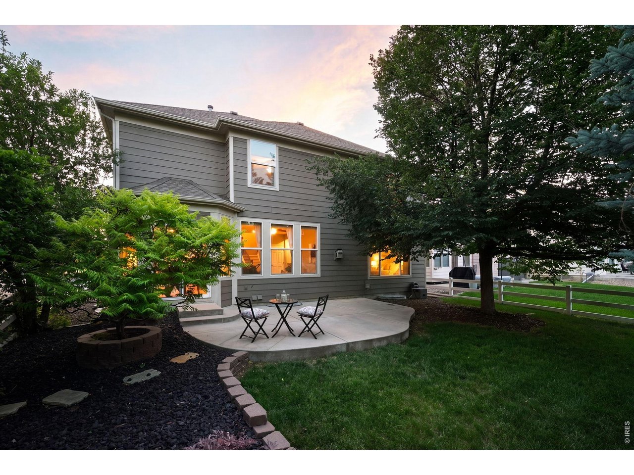 1604 Naples Ln
