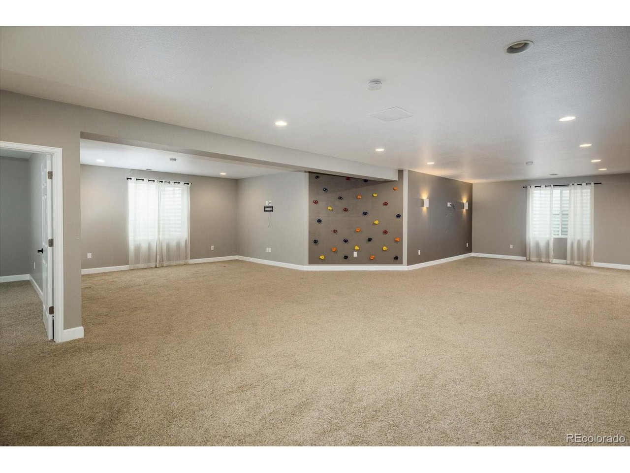 630 Benton Ln
