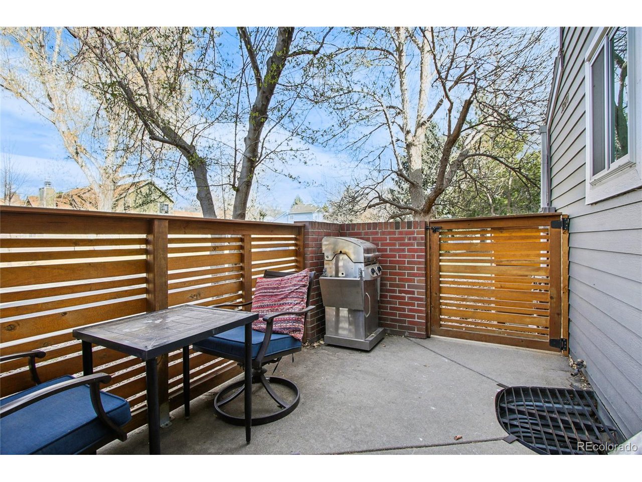 3280 Sentinel Dr