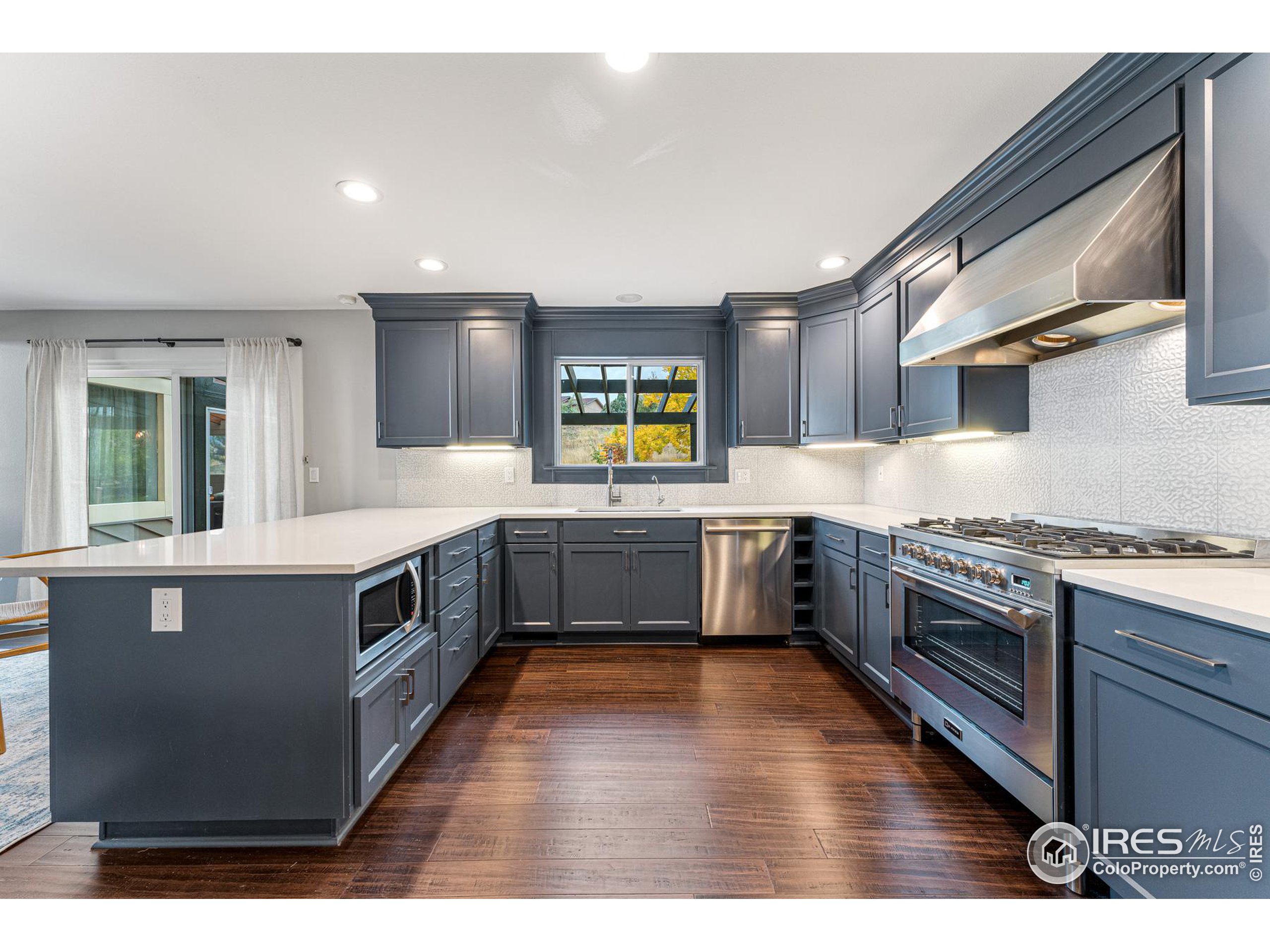 7011 Fairways Dr Longmont