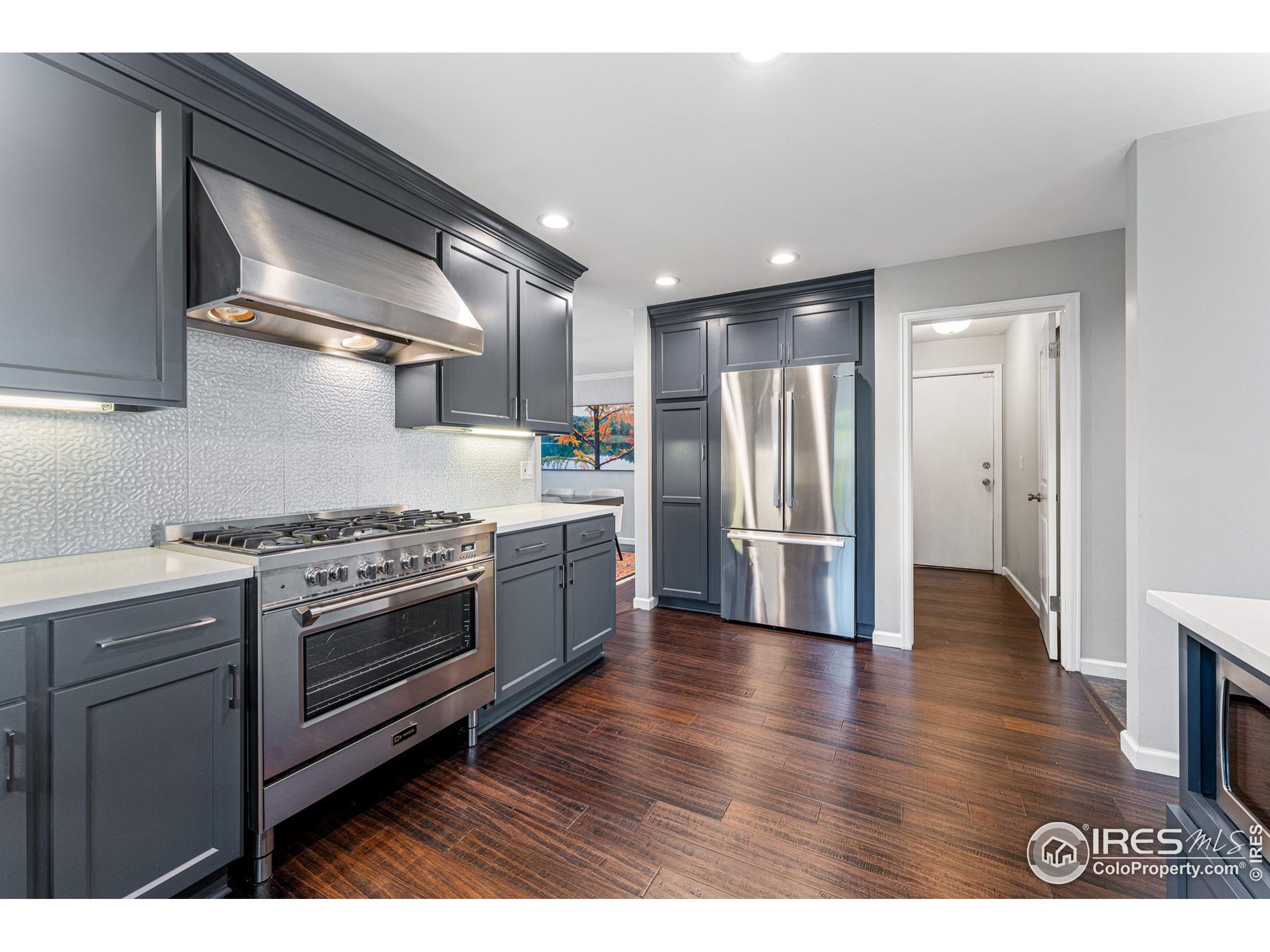 7011 Fairways Dr Longmont