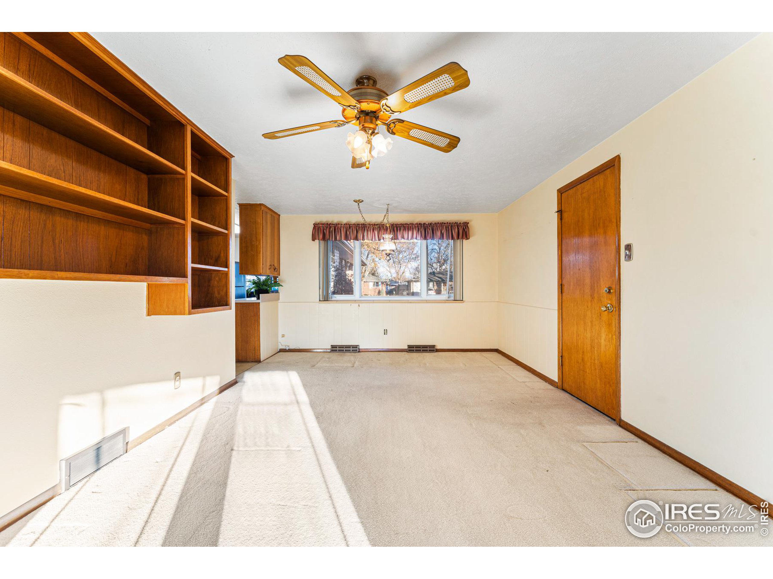 1111 Vivian St Longmont