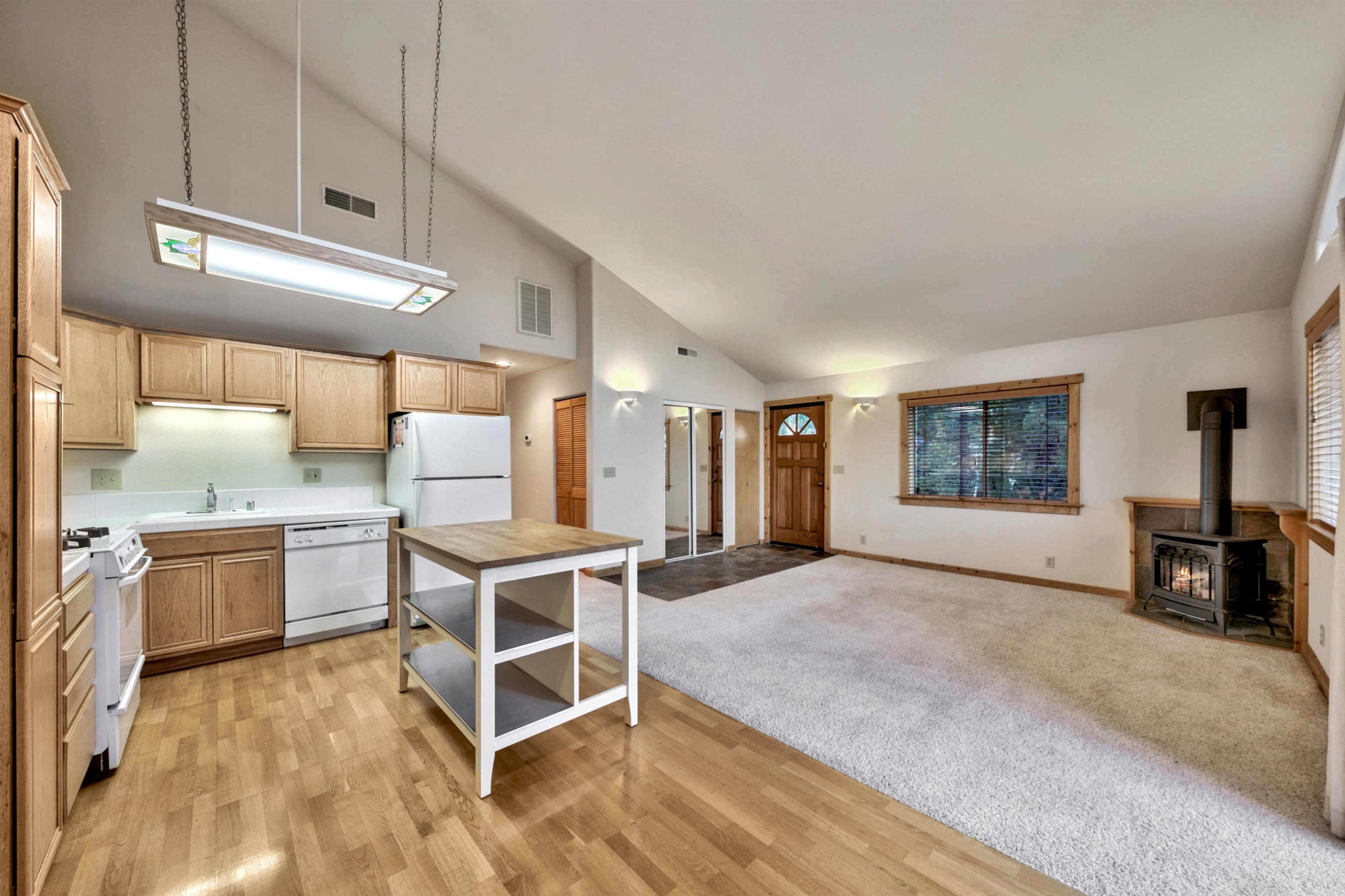 16695 Skislope Way Unit: 3