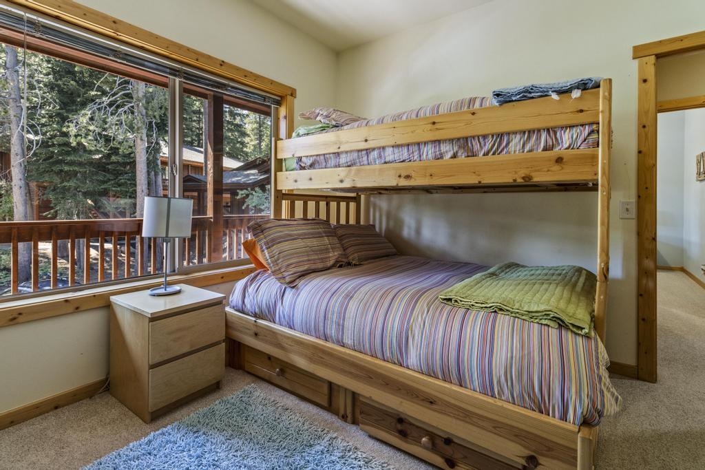 12812 Zurich Place Unit: 1