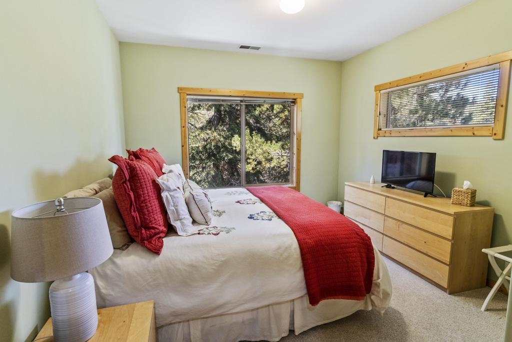 12812 Zurich Place Unit: 1