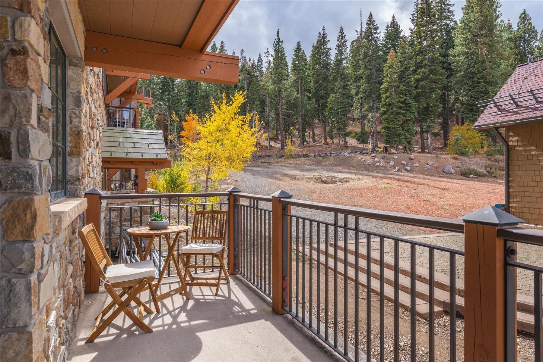 7001 Northstar Drive Unit: 202