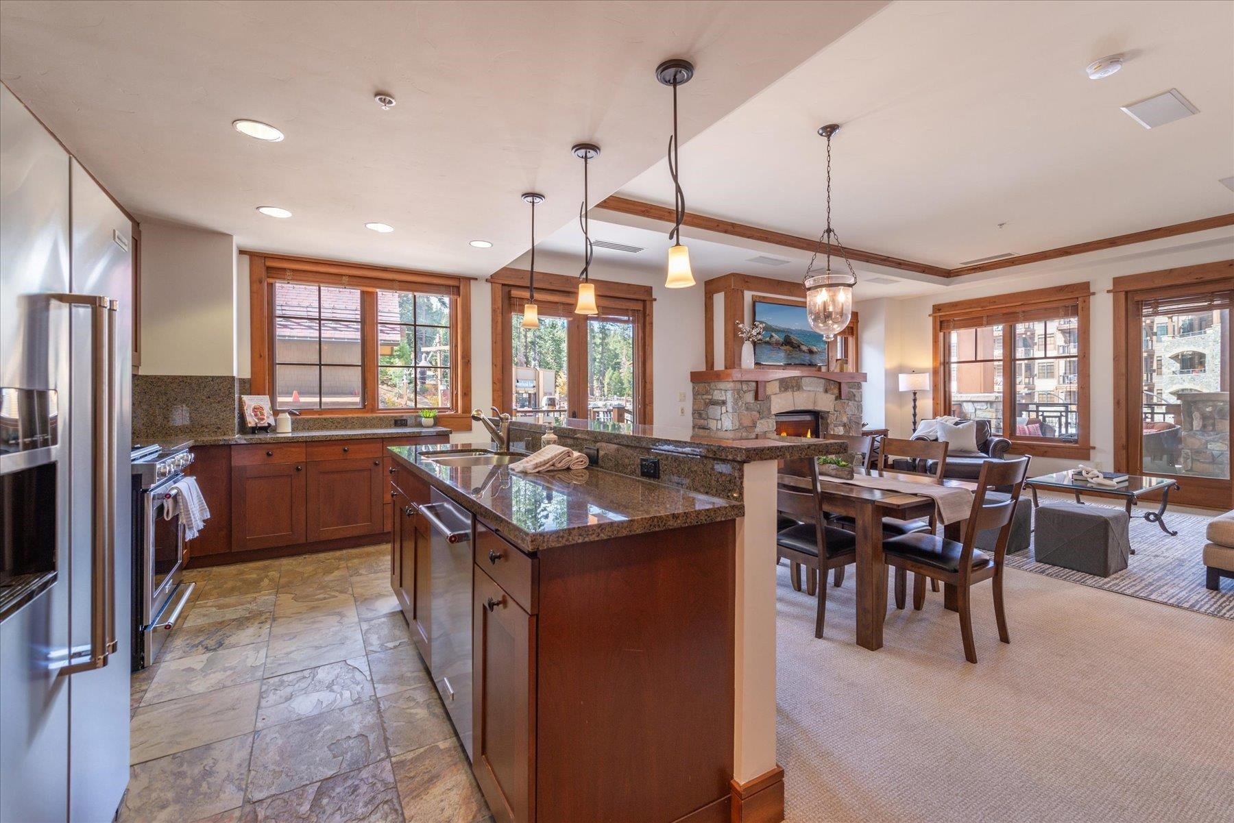 7001 Northstar Drive Unit: 202