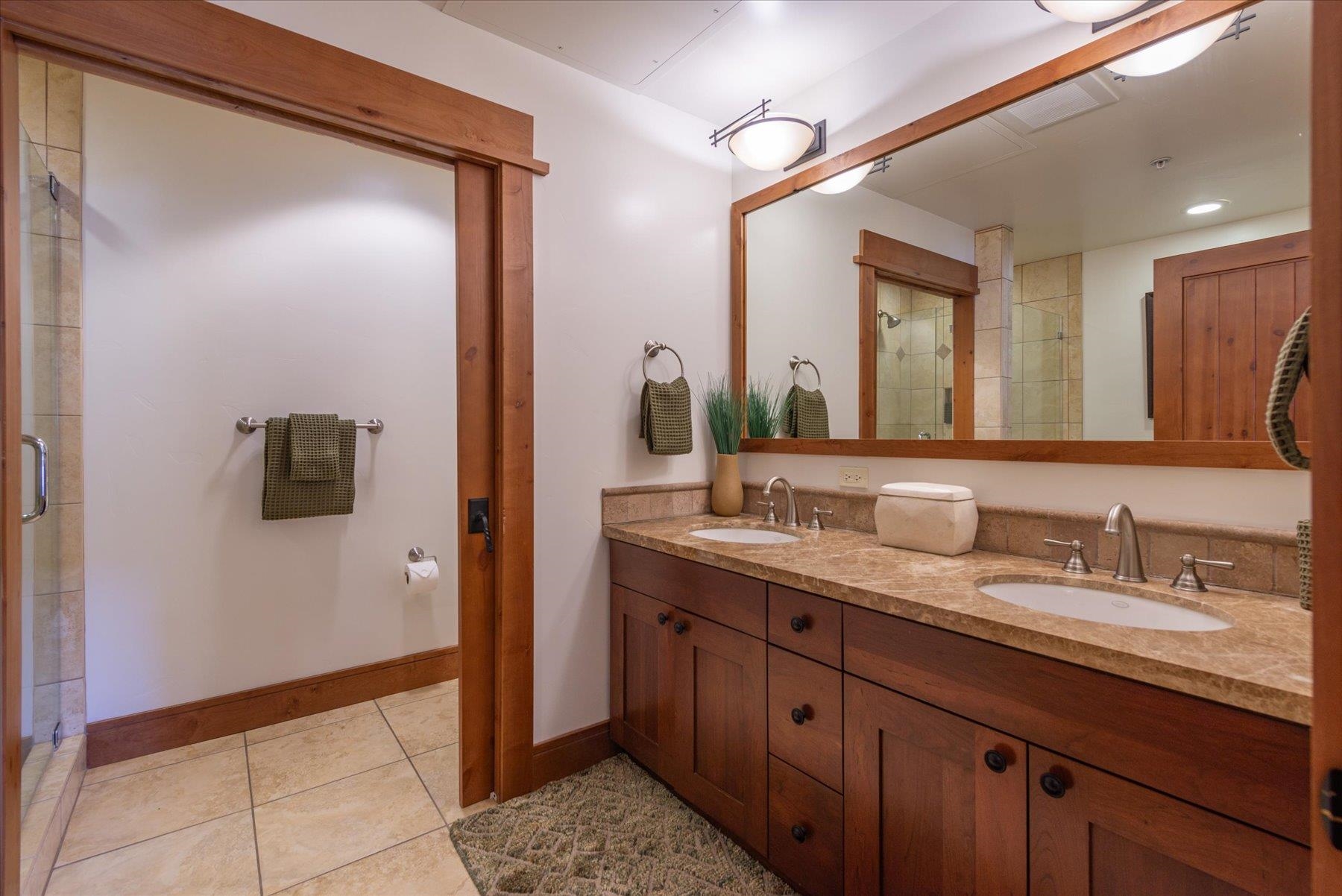 7001 Northstar Drive Unit: 202